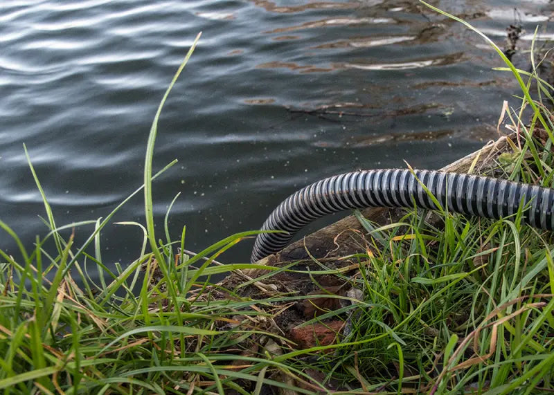 Spiraal PVC slang met filter en zuigmandje - Bradas.nl