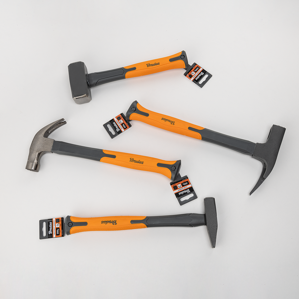 Robuuste Bradas rubber hamer met fiberglas handvat, ideaal voor diverse toepassingen.