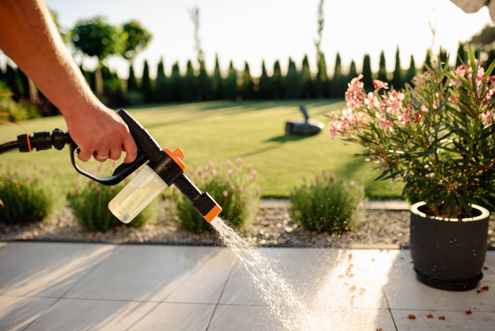 Bradas foam gun voor auto terras en tuin

