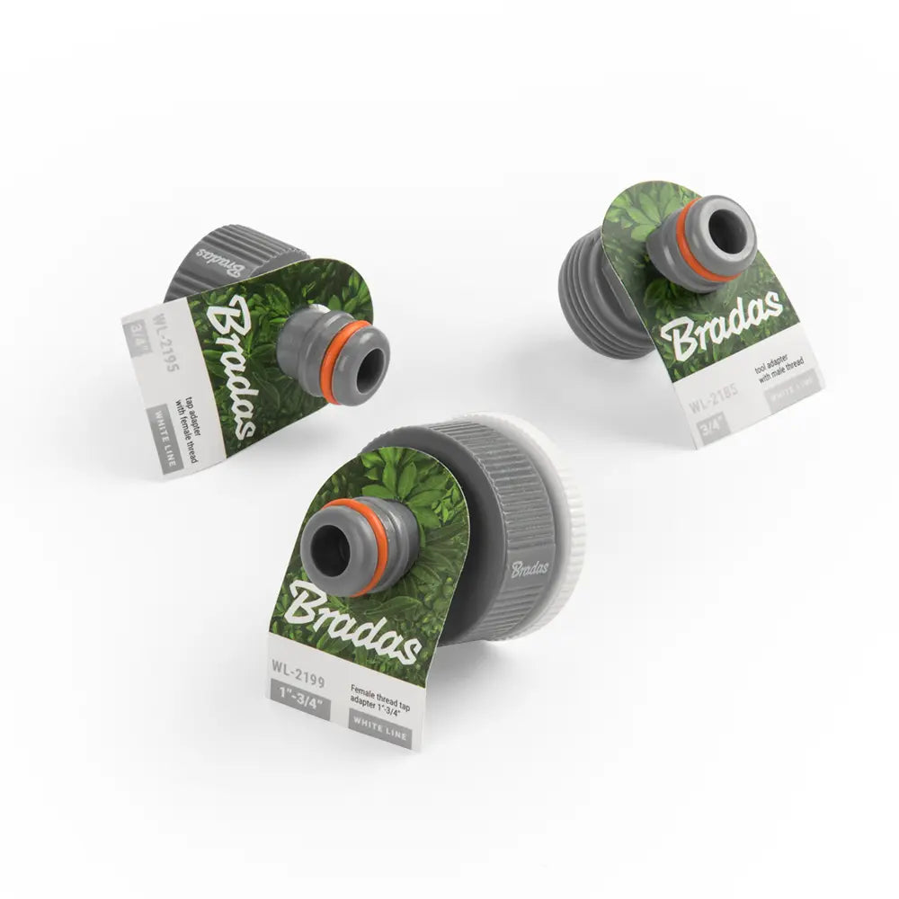 Detail van de Bradas WHITE LINE Kraanadapter met 3/4" vrouwelijke draad en snelkoppeling.