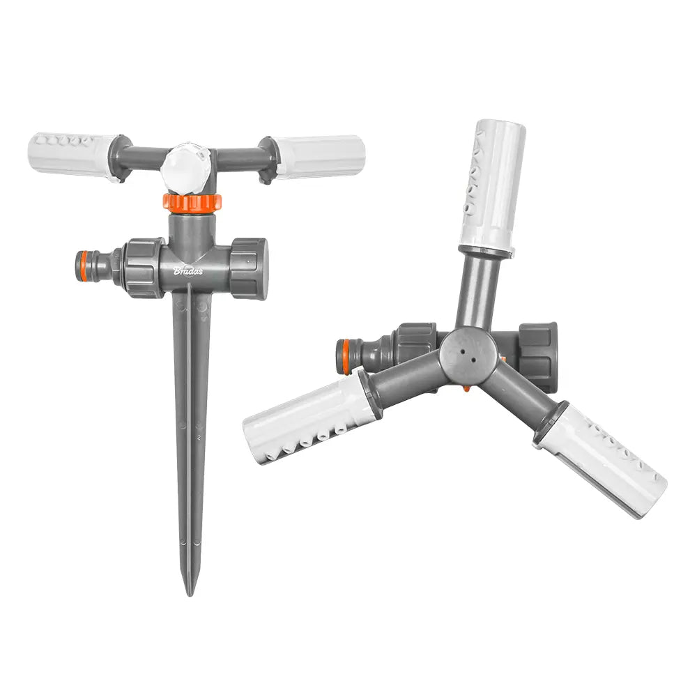 Bradas WHITE LINE 3-Arm Roterende Sproeier op Spike met verstelbare armen voor flexibele waterdekking.